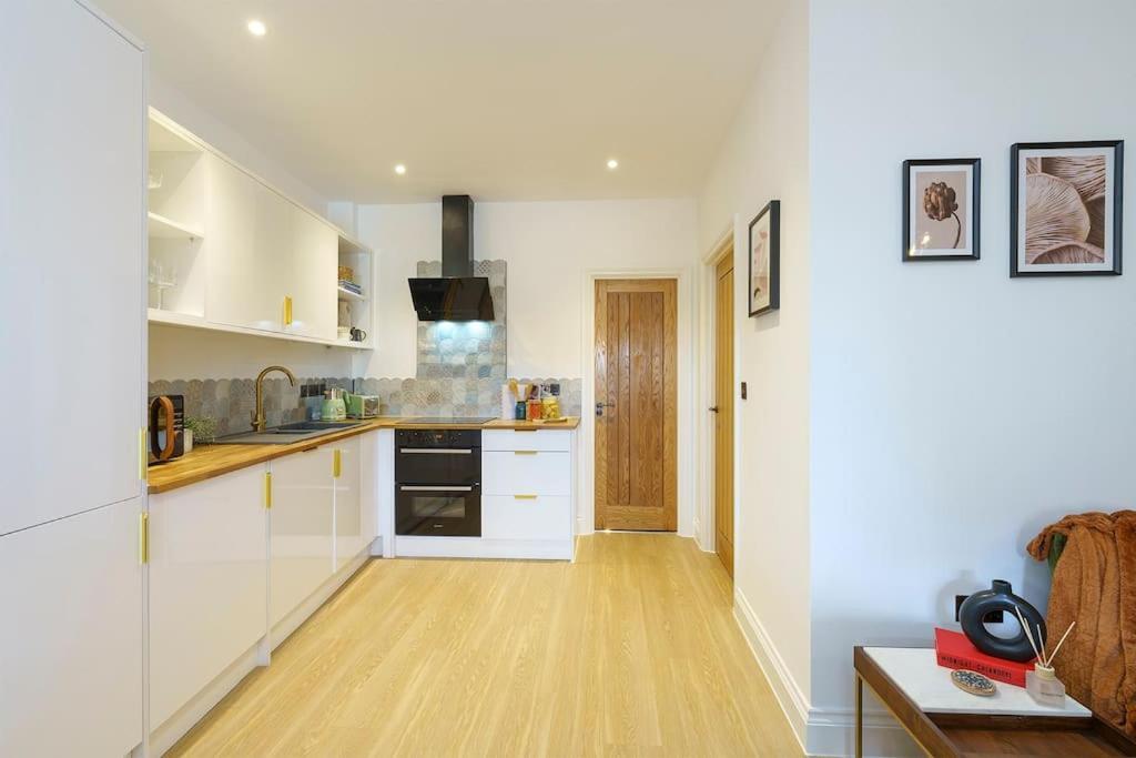 Bressingham - 2 Bedroom Luxury Apartment By Mint Stays Bristol Exteriör bild